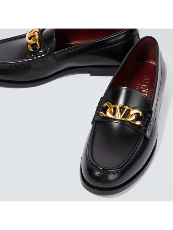 Valentino Garavani VLogo Chain Loafers in Black/Gold Size 42 NEW +DustBag $1,150 main image 14